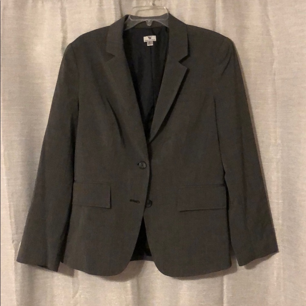 Gray blazer